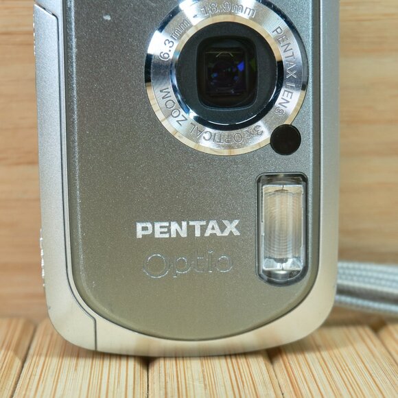 Pentax Optio WP 5MP Waterproof Digital Camera, with 3x Optical Zoom - Picture 4 of 10